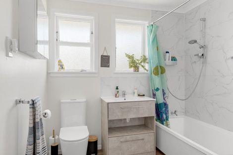 Photo of property in 23a Gladstone Street, Westport, 7825