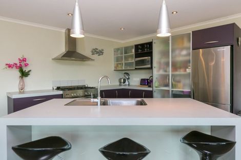 Photo of property in 69d Karamea Street, Whalers Gate, New Plymouth, 4310