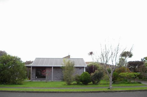 Photo of property in 1 Webb Avenue, Levin, 5510