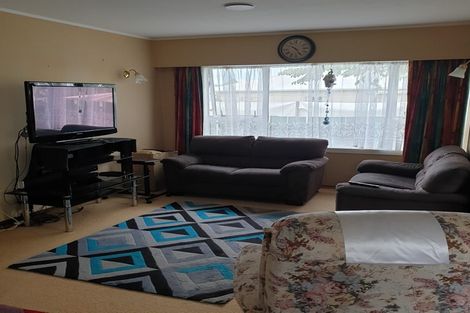 Photo of property in 1 Belgium Street, Waiuku, 2123