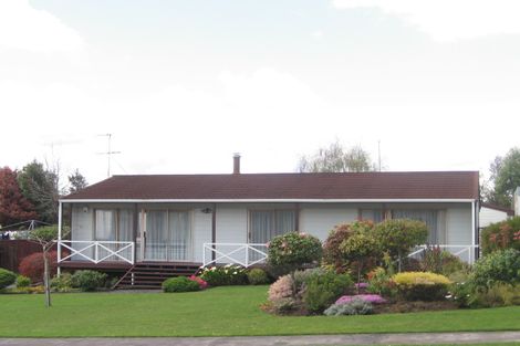 Photo of property in 10 Cheops Street, Pomare, Rotorua, 3015