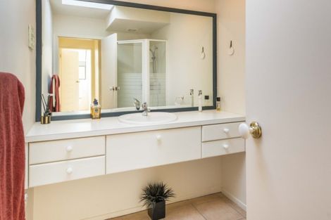 Photo of property in 1/34 Beulah Avenue, Rothesay Bay, Auckland, 0630