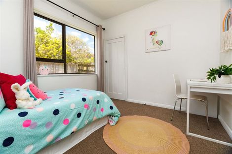 Photo of property in 20 Bould Street, Johnsonville, Wellington, 6037