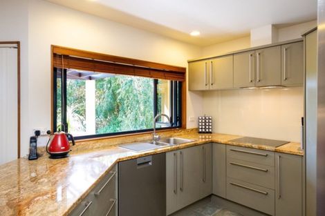 Photo of property in 58 Palmerston Road, Havelock North, 4130