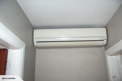 Photo of property in 365 Hills Road, Mairehau, Christchurch, 8013