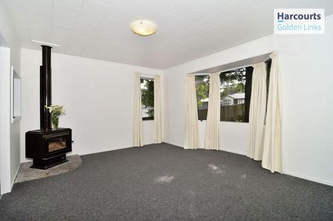 Photo of property in 3 Ballial Place, West Harbour, Auckland, 0618