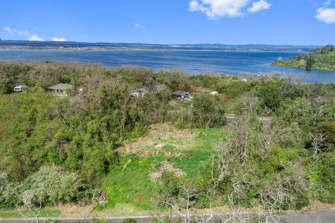 Photo of property in 7 Parawera Drive, Acacia Bay, Taupo, 3330