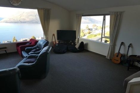 Photo of property in 3b Strawberry Lane, Fernhill, Queenstown, 9300