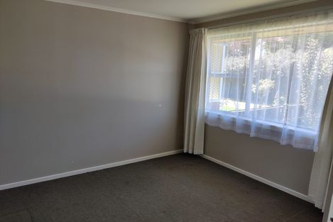 Photo of property in 2/21 Trentham Road, Papakura, 2110