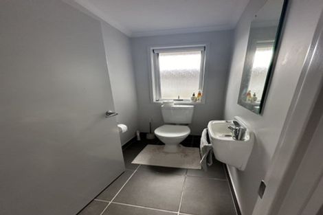 Photo of property in 220 Harbourside Drive, Karaka, Papakura, 2113