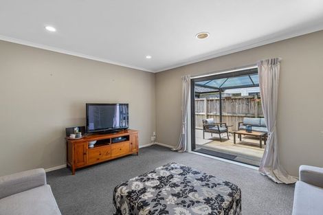 Photo of property in 7a Shrule Place, Huntington, Hamilton, 3210