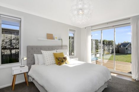 Photo of property in 8 Boysenberry Grove, Richmond, 7020