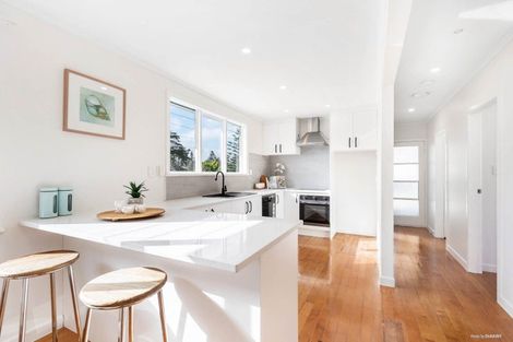 Photo of property in 49g Lancaster Road, Beach Haven, Auckland, 0626
