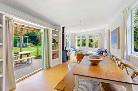 Photo of property in 42 Field Way, Waikanae Beach, Waikanae, 5036