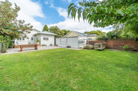 Photo of property in 1 Heath Grove, Waiwhetu, Lower Hutt, 5010