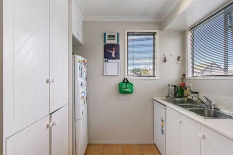 Photo of property in 165 Gills Road, Half Moon Bay, Auckland, 2014