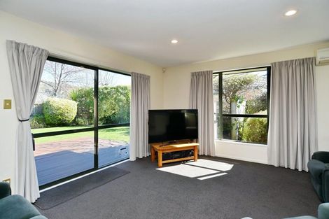 Photo of property in 39 Mauger Drive, Heathcote Valley, Christchurch, 8022
