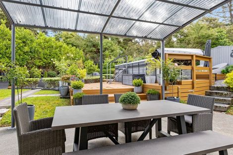 Photo of property in 8 Somerset Place, Stanmore Bay, Whangaparaoa, 0932