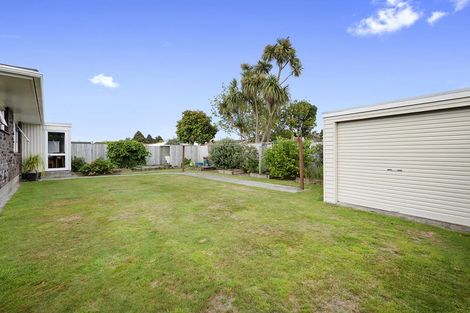 Photo of property in 24 Manu Crescent, Upper Vogeltown, New Plymouth, 4310