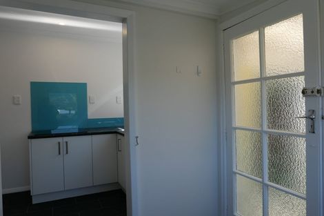 Photo of property in 5 Allen Road, Raumati Beach, Paraparaumu, 5032