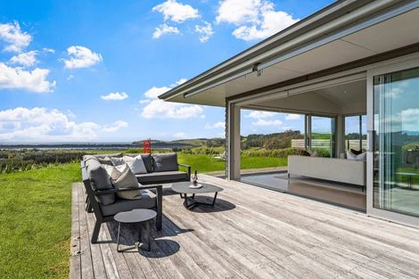 Photo of property in 273 Takatu Road, Tawharanui Peninsula, Warkworth, 0986