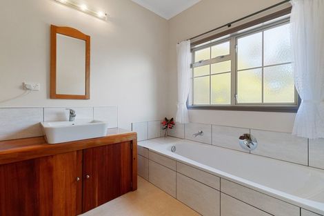 Photo of property in 36 Poets Corner Road, Waihi, 3681