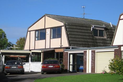 Photo of property in 1/19 Galloway Crescent, Farm Cove, Auckland, 2012