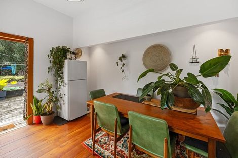 Photo of property in 95 Wallace Road, Mangere Bridge, Auckland, 2022