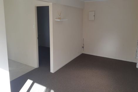 Photo of property in 4229 Great North Road, Glendene, Auckland, 0602