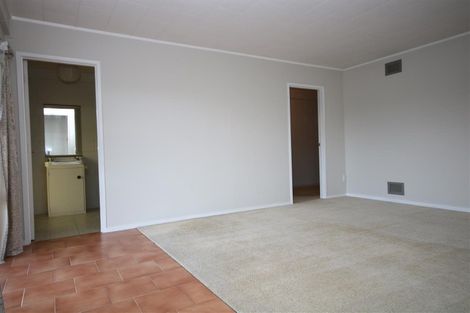 Photo of property in 1250 Sandspit Road, Sandspit, Warkworth, 0982