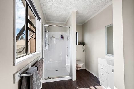 Photo of property in 7 Honnor Place, Hurdon, New Plymouth, 4310