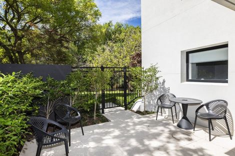 Photo of property in 2/18 Carlton Mill Road, Merivale, Christchurch, 8014