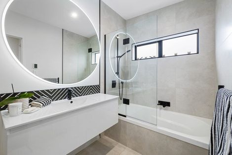 Photo of property in 75a Pendarves Street, New Plymouth, 4310