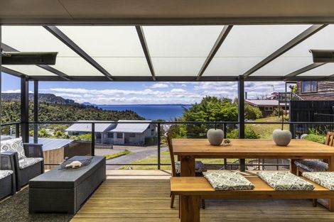 Photo of property in 6 Turangitukua Terrace, Kuratau, Turangi, 3381