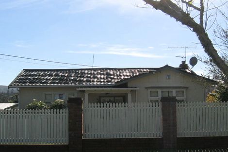 Photo of property in 5 Kairimu Street, Stokes Valley, Lower Hutt, 5019