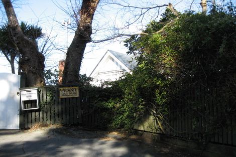 Photo of property in 25 Rawhiti Terrace, Kelburn, Wellington, 6012