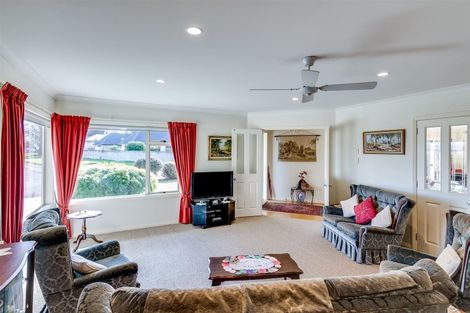 Photo of property in Cheltenham Court, 600 Market Street South, Hastings, 4122