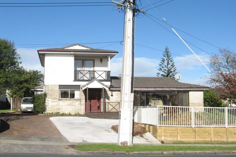 Photo of property in 1a Orams Road, Hillpark, Auckland, 2102