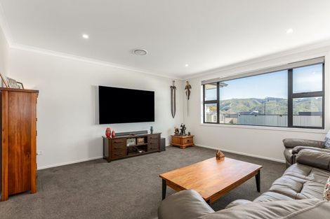Photo of property in 56 Queen Charlotte Drive, Aotea, Porirua, 5024