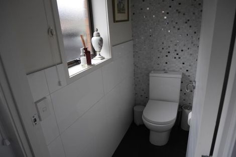 Photo of property in 32 Saint Columbans Grove, Boulcott, Lower Hutt, 5010