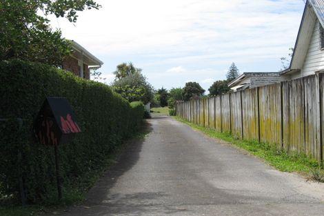 Photo of property in 69 Mountain Road, Mangere Bridge, Auckland, 2022