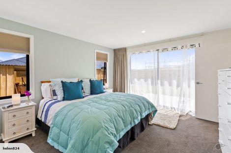 Photo of property in 39 Shepherd Road, Jacks Point, Queenstown, 9371