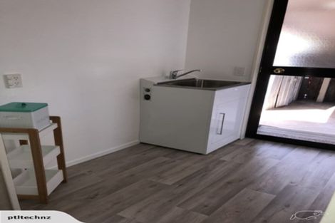 Photo of property in 15a Dalwood Grove, Highbury, Palmerston North, 4412