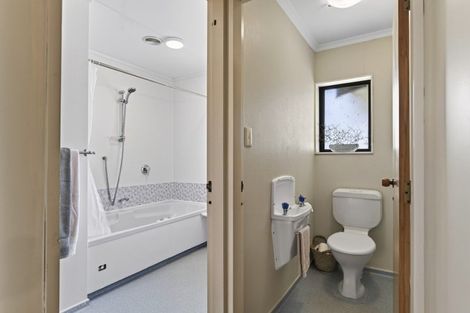 Photo of property in 35 Old South Road, Okato, 4335