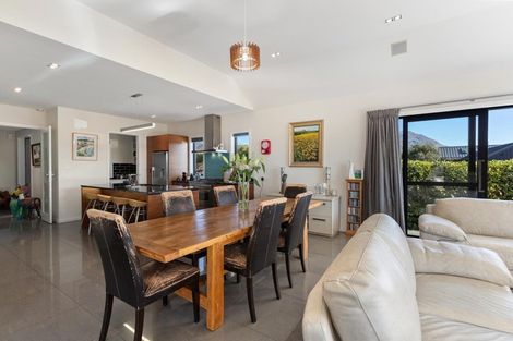 Photo of property in 4 Caithness Court, Jacks Point, Queenstown, 9371