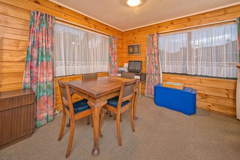 Photo of property in 2/14 Saint Annes Crescent, Wattle Downs, Auckland, 2103