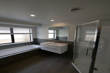 Photo of property in 2 Matawai Puna Drive, Pukekohe, 2120