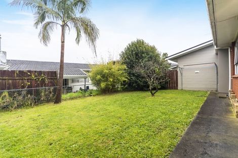 Photo of property in 5a Mckenzie Road, Mangere Bridge, Auckland, 2022