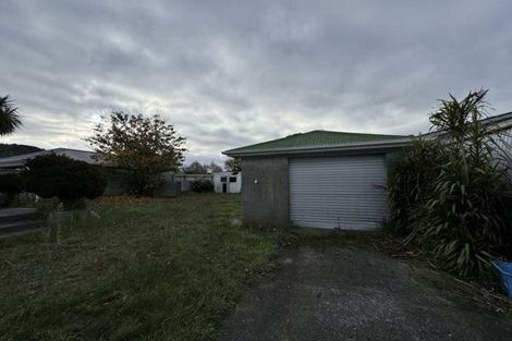 Photo of property in 14 Burden Avenue, Wainuiomata, Lower Hutt, 5014