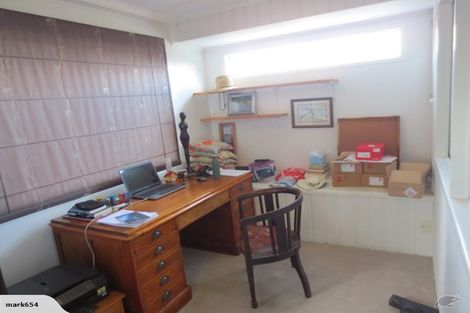 Photo of property in 39 Woodstock Road, Forrest Hill, Auckland, 0620